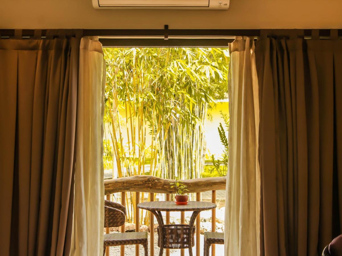 Bluewater Panglao Resort Bagian luar foto