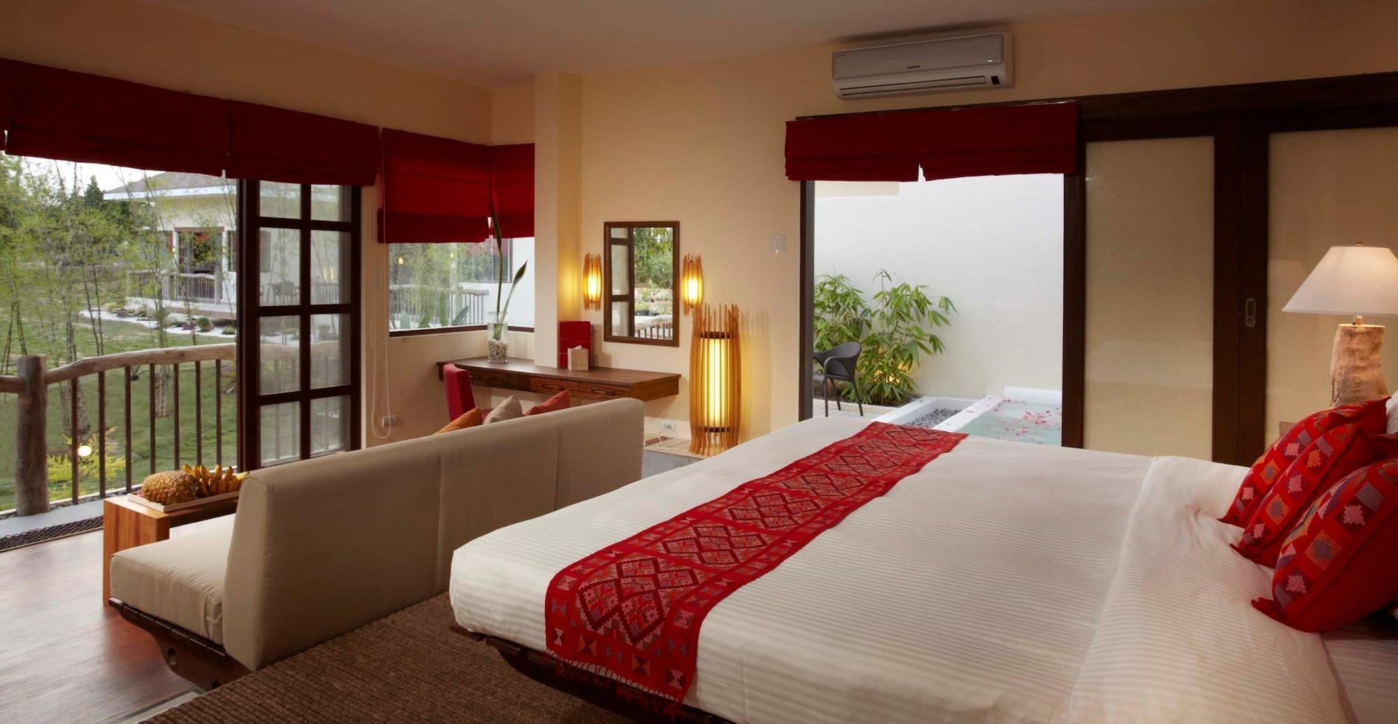 Bluewater Panglao Resort Bagian luar foto