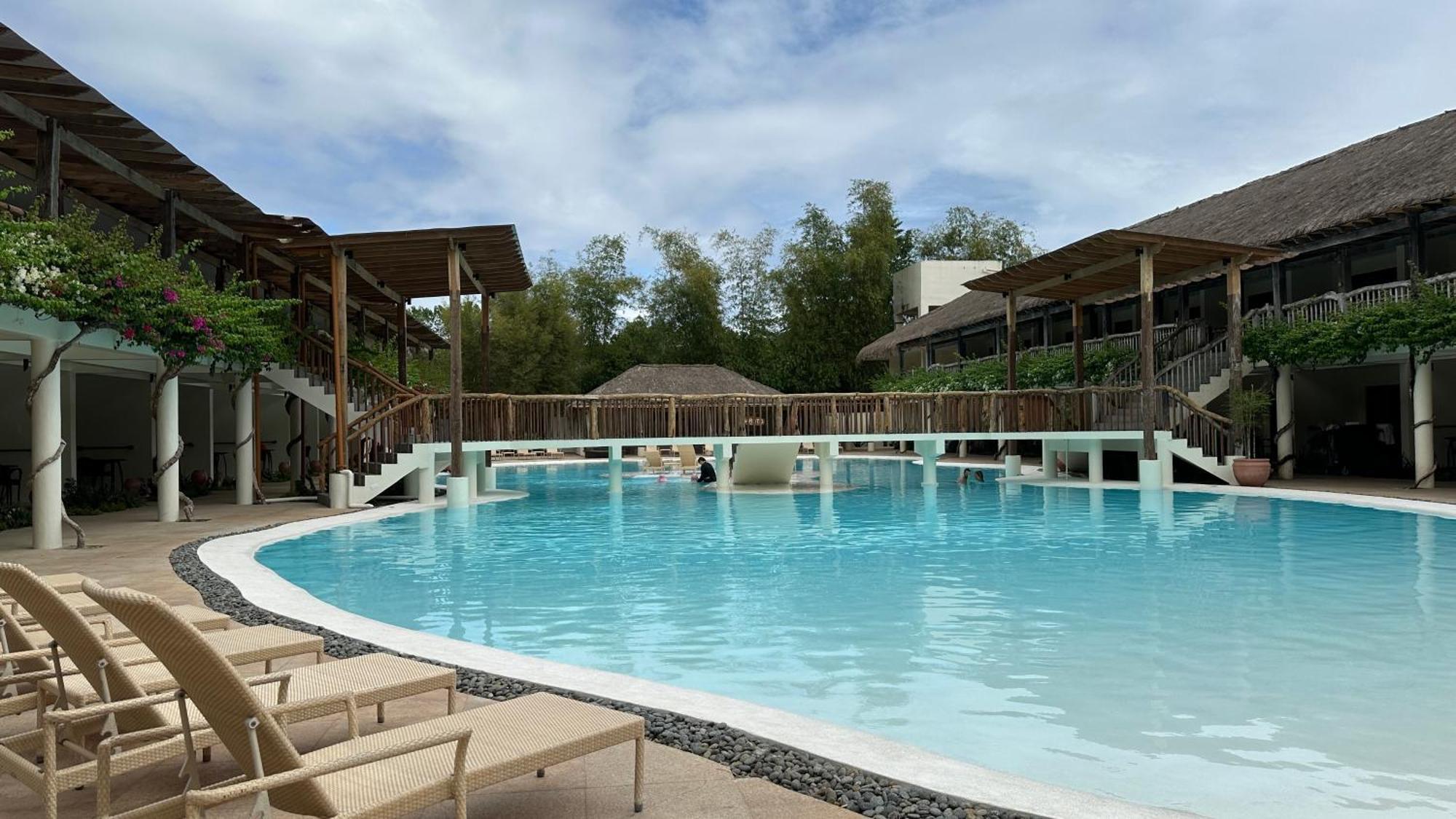 Bluewater Panglao Resort Bagian luar foto
