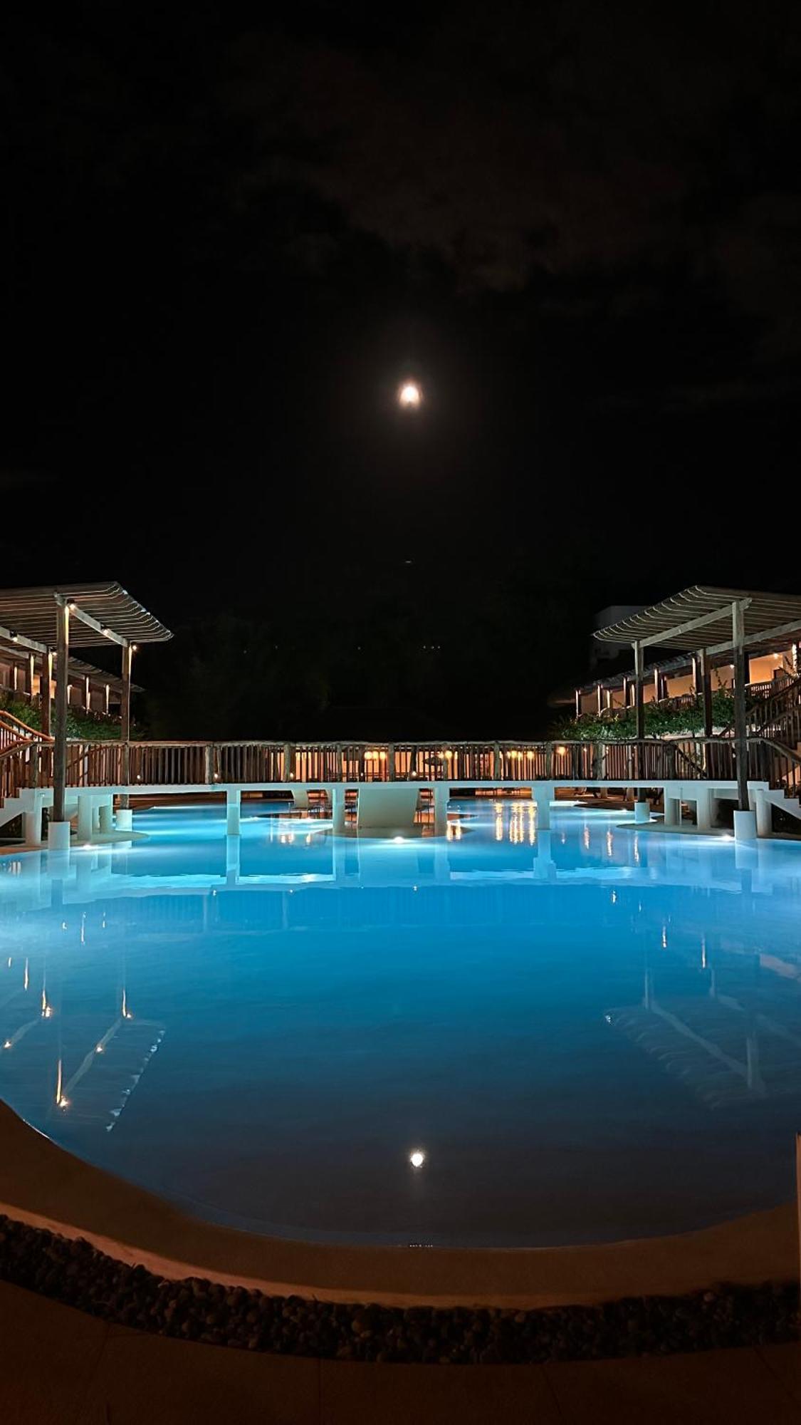 Bluewater Panglao Resort Bagian luar foto